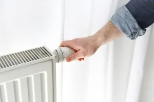 Ile kosztuje m2 sufitu podwieszanego? Sprawdź aktualne ceny!